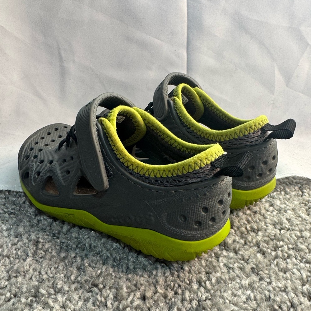 CROCS Kids' Swiftwater Play Shoes Gray and Green Shoes with Ventilation Size 10 - Picture 4 of 5